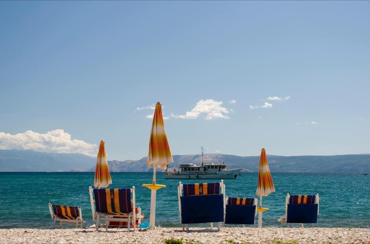 Crikvenica Right On The Beach Buitenkant foto